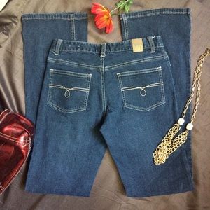 25% off! Tilt 7x33 Y2K stretch denim low rise tall boot cut jeans